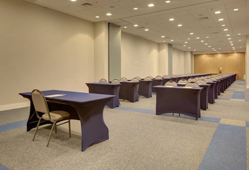 Отель Hilton Garden Inn São José Do Rio Preto