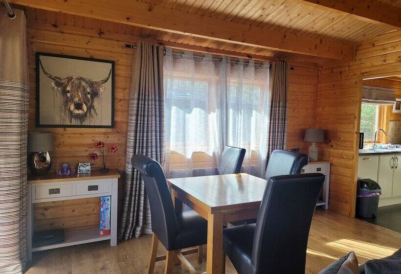 酒店 Immaculate 2 Bed Lodge Next To Lake