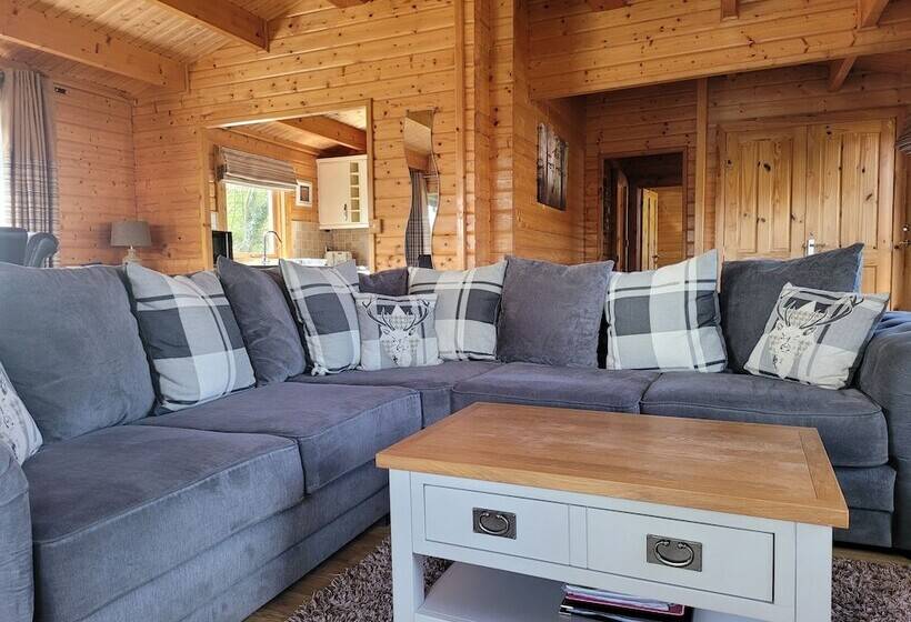 酒店 Immaculate 2 Bed Lodge Next To Lake