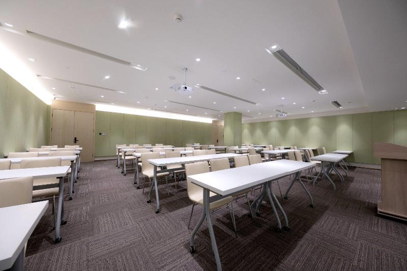 בית מלון כפרי Ji  Ordos Wanzheng Plaza