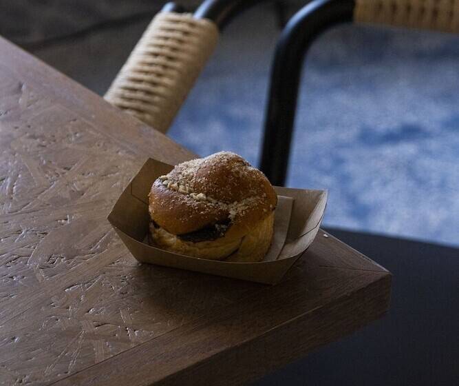 Отель Letoh Letoh San Sebastián