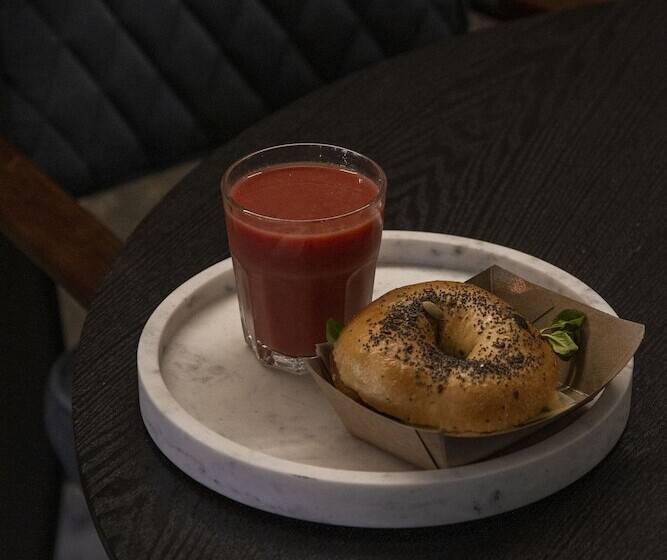 Отель Letoh Letoh San Sebastián