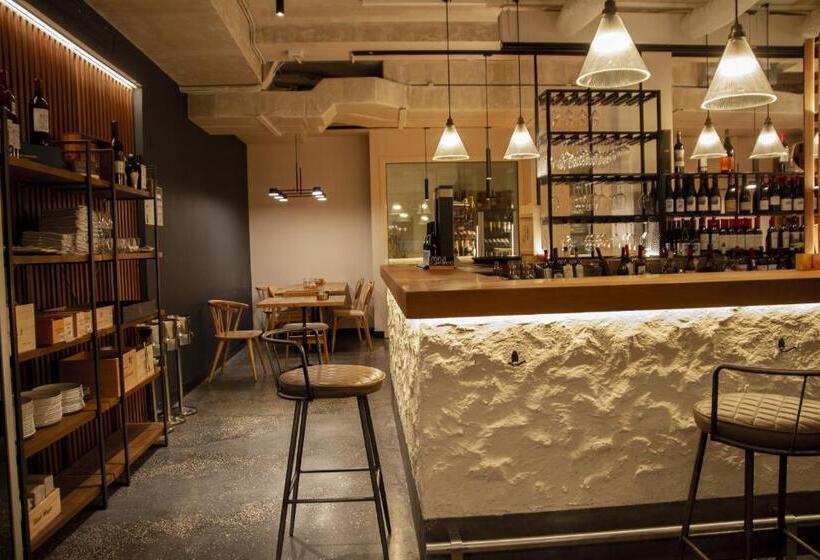 Отель Letoh Letoh San Sebastián