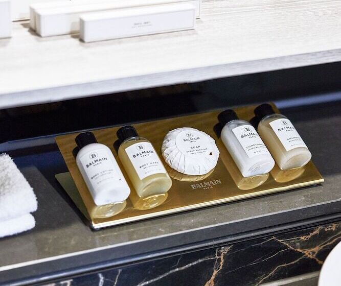 酒店 Meriton Suites Canberra