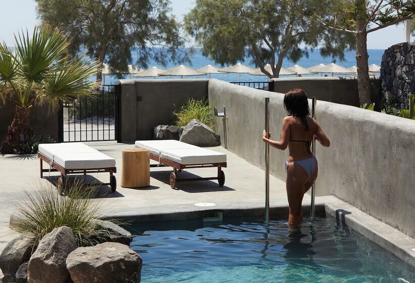 בית מלון כפרי Oscar Beachfront Suites   Adults Only