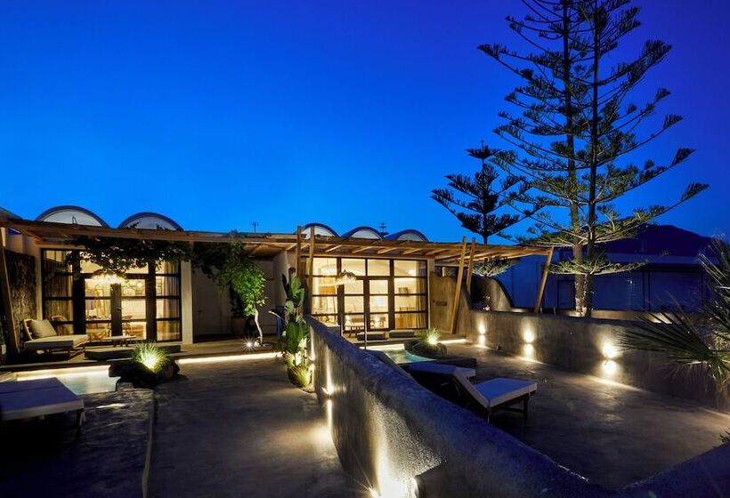 فندق Oscar Beachfront Suites   Adults Only