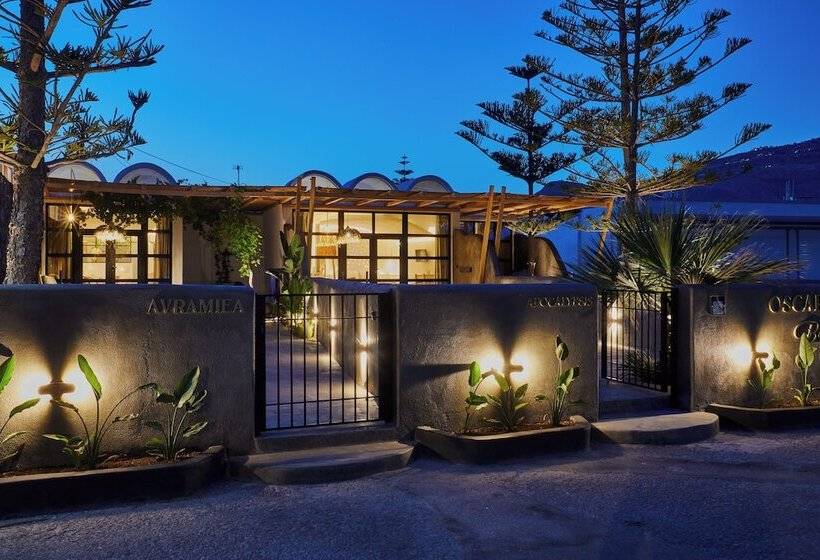 בית מלון כפרי Oscar Beachfront Suites   Adults Only