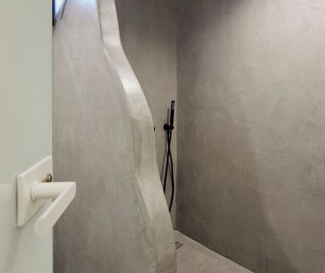 فندق Oscar Beachfront Suites   Adults Only