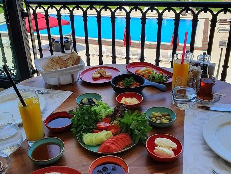 Mc Palace Hotel Spa & Convention