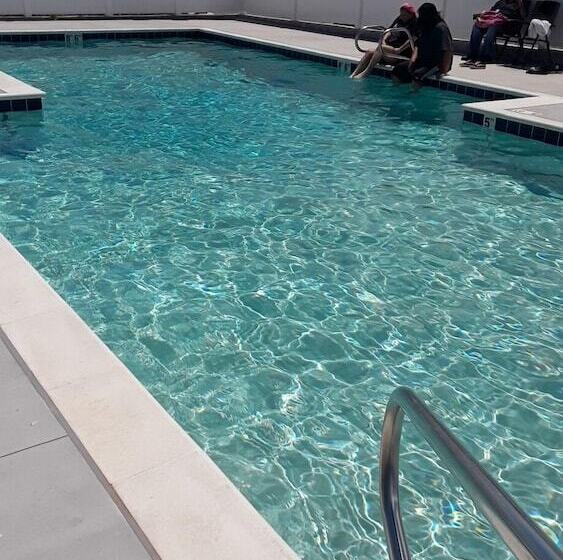 فندق على الطريق Bears Ears Inn