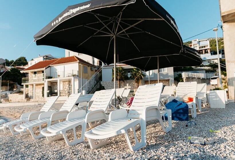 פנסיון Apartmani Dragobratović