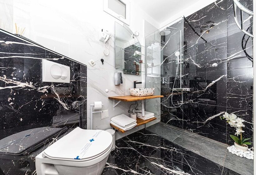 פנסיון Apartments Keka