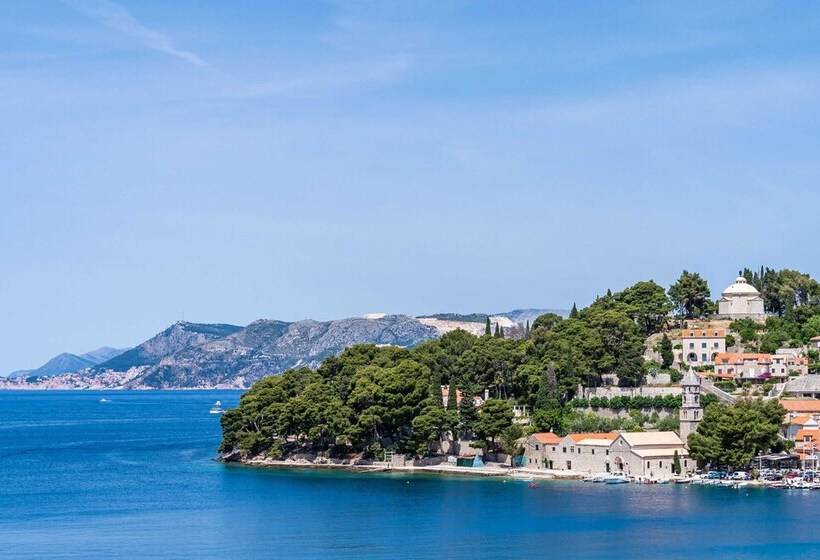 Пансион Apartments & Rooms Mara & Petrunjela