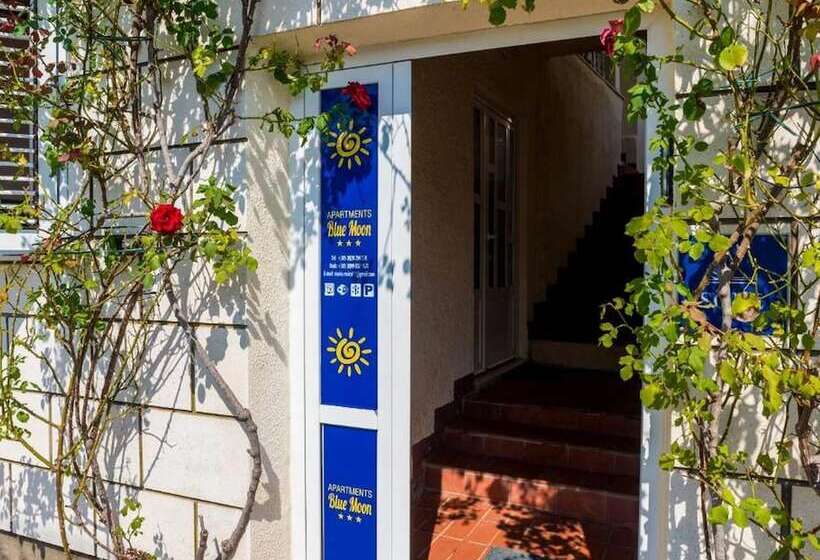 بنسيون Apartments Rašica Molunat