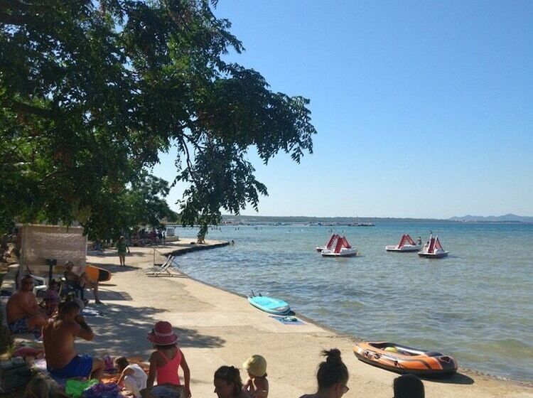 بنسيون Apartments Topić