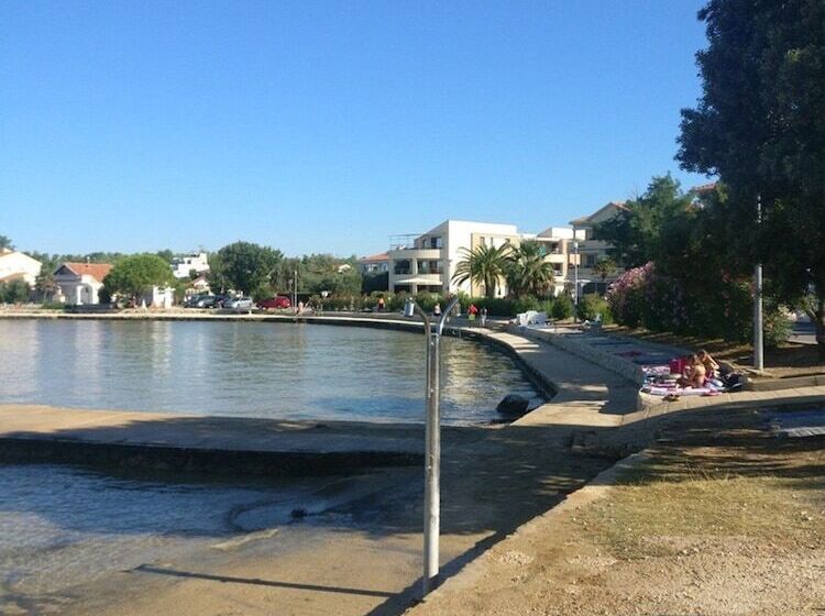 بنسيون Apartments Topić