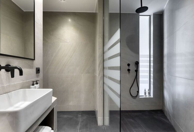 بنسيون Koniama Acropolis