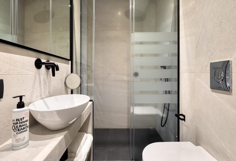 بنسيون Koniama Acropolis