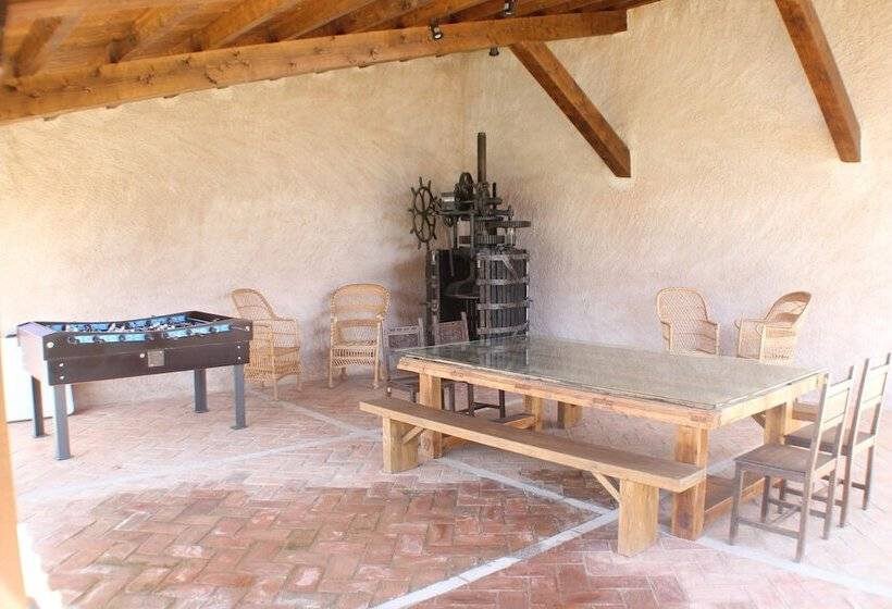 פנסיון La Centenaria De Alaraz