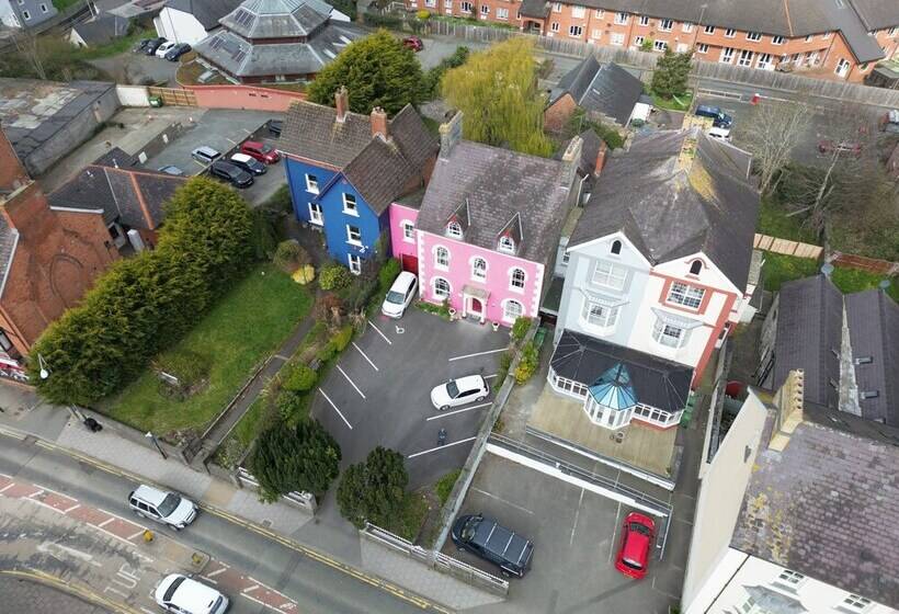 פנסיון Llety Teifi