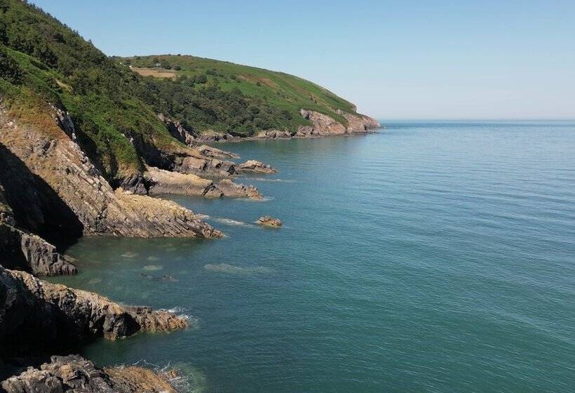 פנסיון Llety Teifi