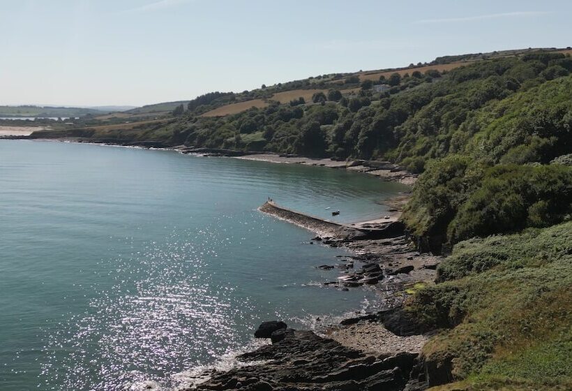 פנסיון Llety Teifi