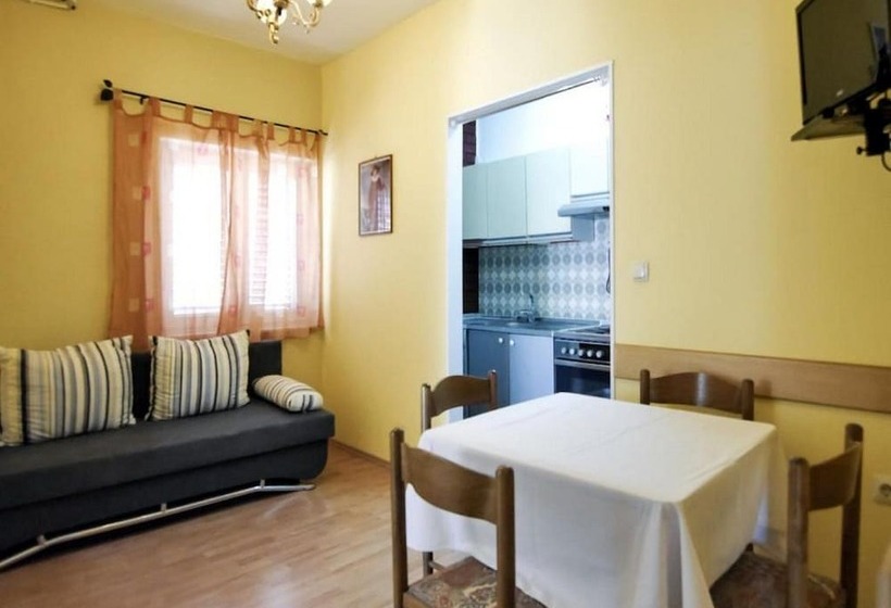 膳宿费 Villa Apartments Babaja