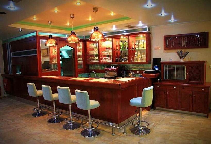 펜션 Villa Koulouridi