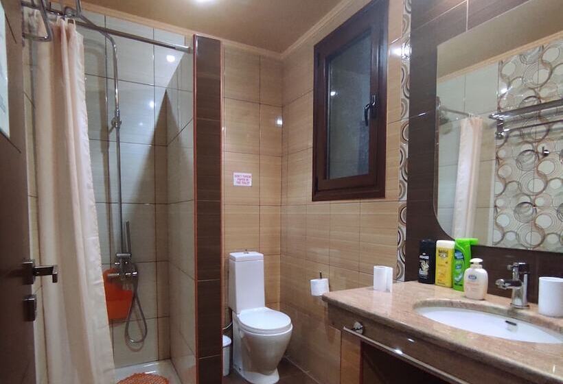 펜션 Villa Koulouridi