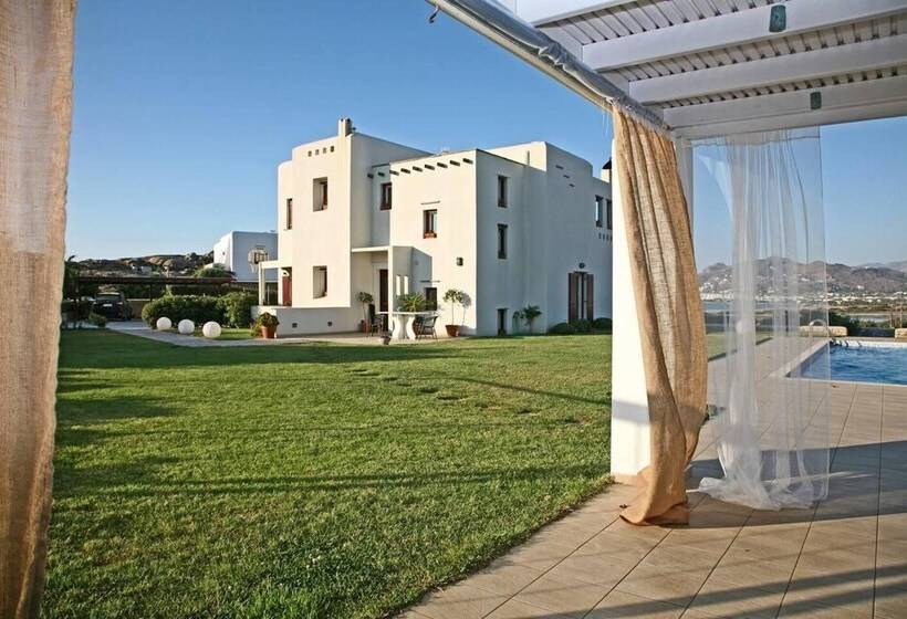 Резиденция Beautiful 4 Bed House With Private Pool In Naxos