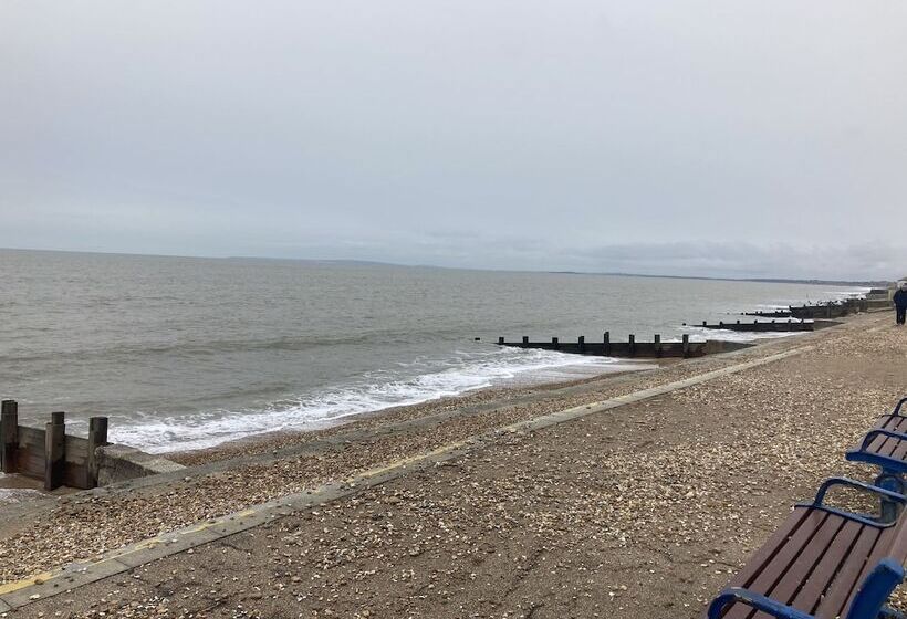 דירת נופש Bungalow On The South Coast & New Forest