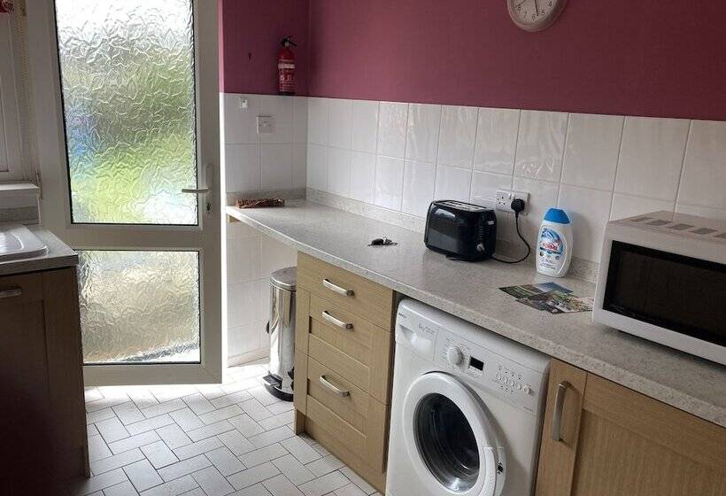 דירת נופש Bungalow On The South Coast & New Forest