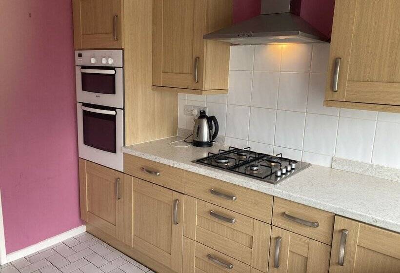 דירת נופש Bungalow On The South Coast & New Forest