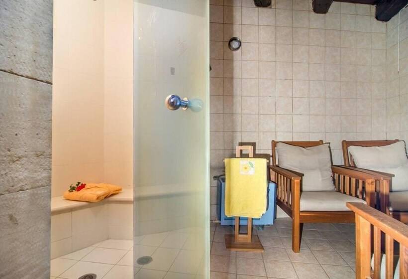 住所  Samonas   5 Maisonettes With Breathtaking Views