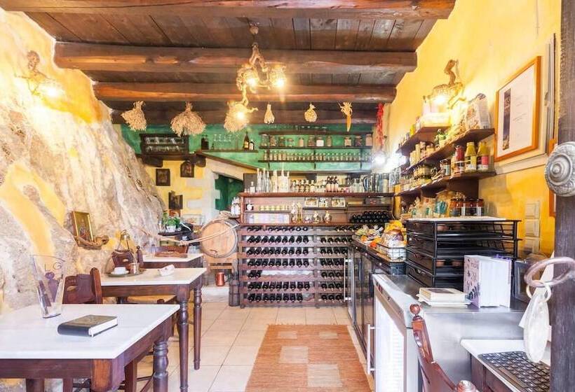 住所  Samonas   5 Maisonettes With Breathtaking Views