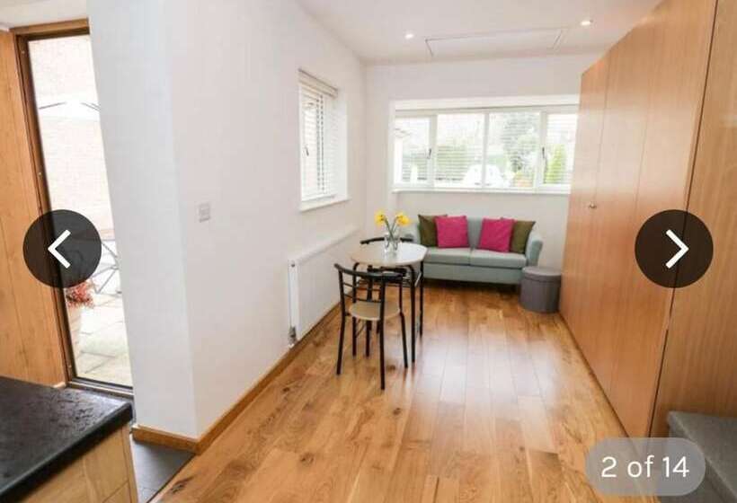 إقامة The Lodge At Bredon S Norton