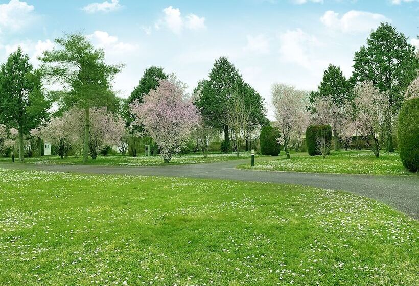 Resort & Camping   Val De Braye