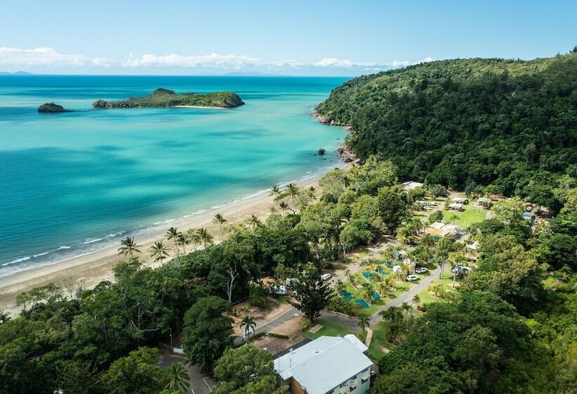 منتجع Cape Hillsborough Nature Tourist Park