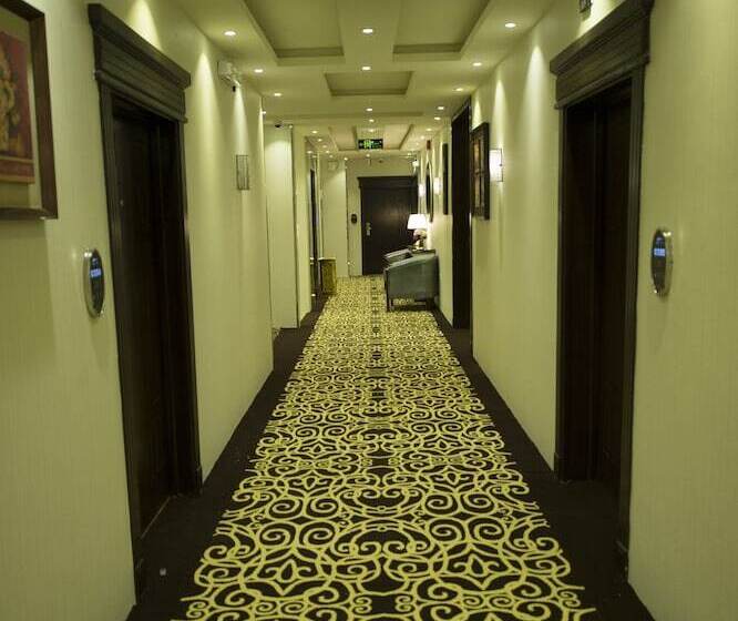 Отель Rest Night Serviced Apartments Wadi Al Dawasir