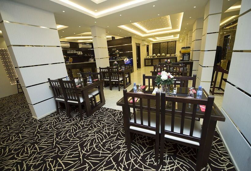 Отель Rest Night Serviced Apartments Wadi Al Dawasir