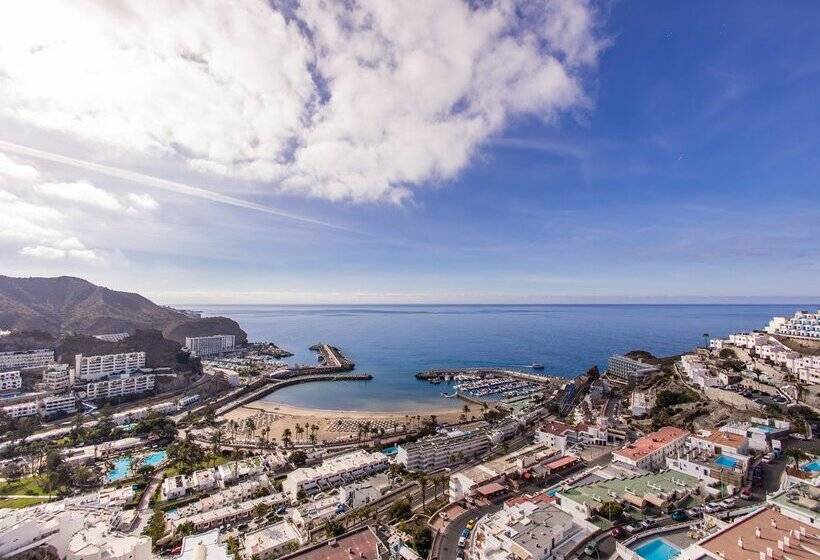 Servatur JB - Adults Only