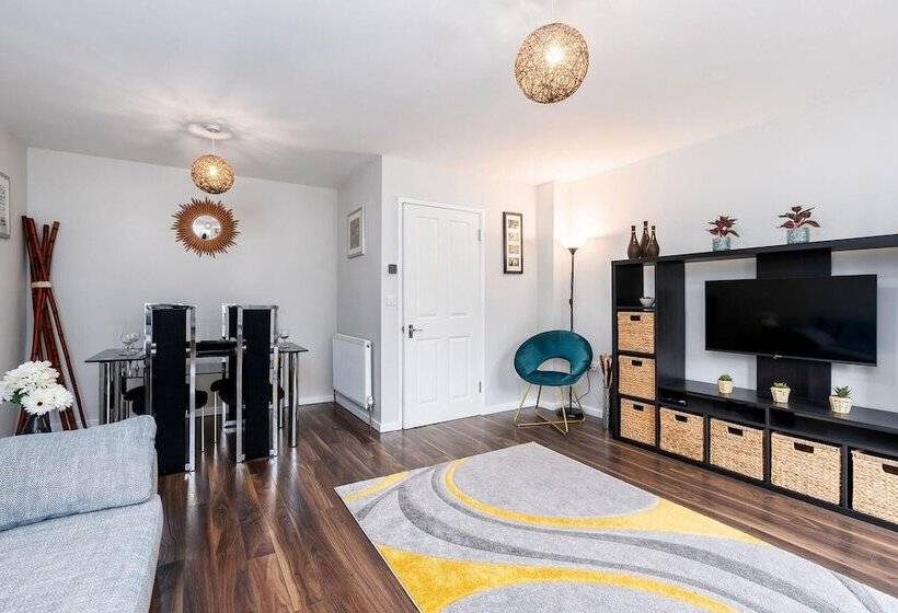 Stunning 3bd Home Hillsborough Sheffield