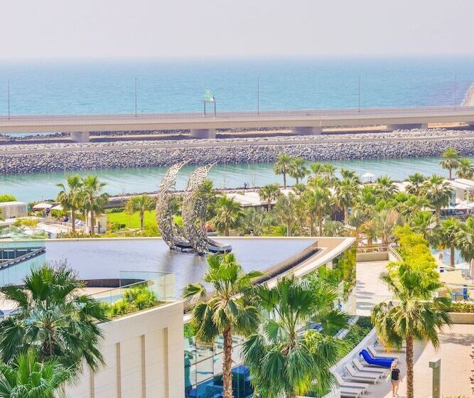 Address Beach Residences