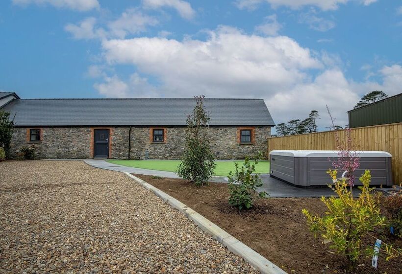 The Barn At Kiln Park   2 Bed Cottage   Narberth