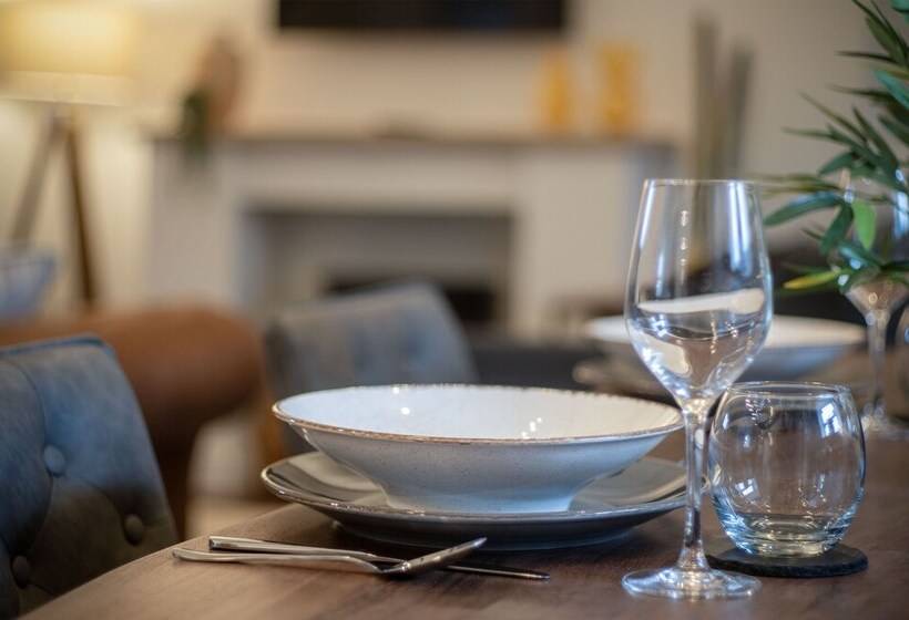 The Barn At Kiln Park   2 Bed Cottage   Narberth