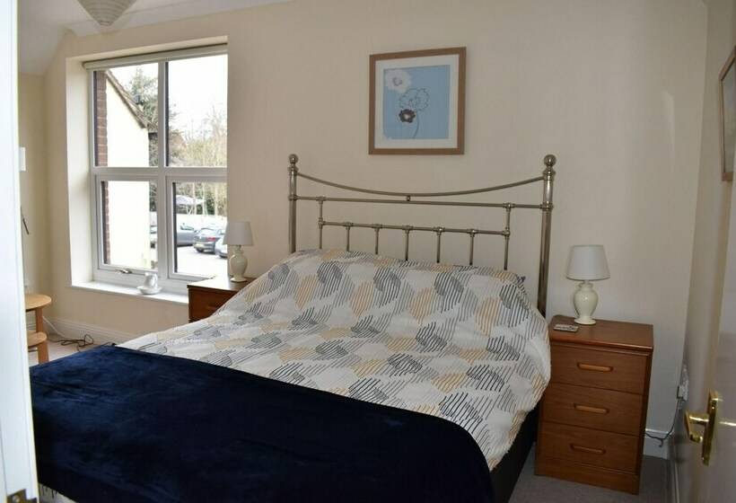 Town House In The Heart Of Wimborne Minster