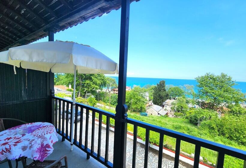 Yalla Chorefto   Hotel & Fun