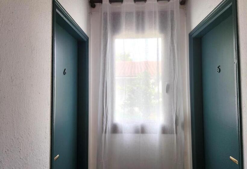 Yalla Chorefto   Hotel & Fun