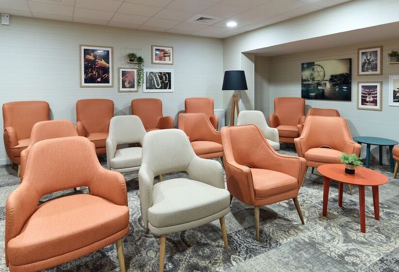 Zenao Appart Hôtels Suresnes