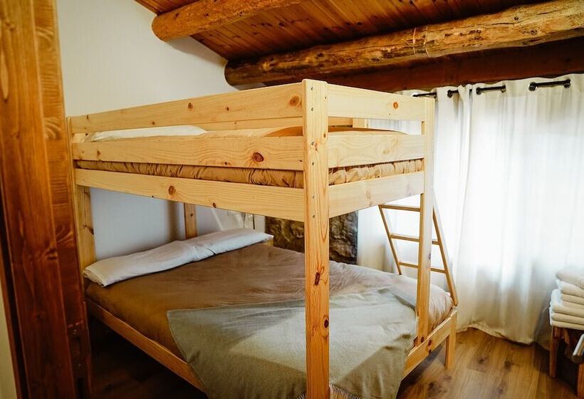호스텔 Cases Altes De Posada